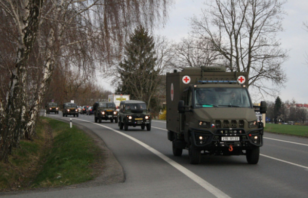 Vojáci z Pardubic a Chrudimi odjíždějí na Slovensko odstrašit nepřítele i bránit hranice NATO